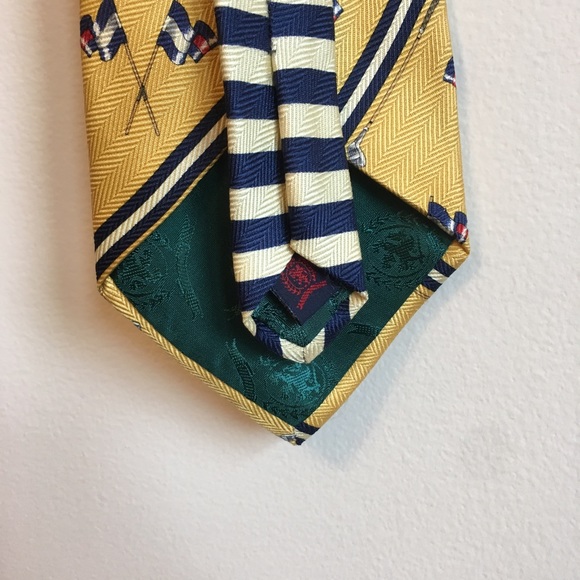 Vintage Tommy Hilfiger dress tie. - Picture 3 of 3